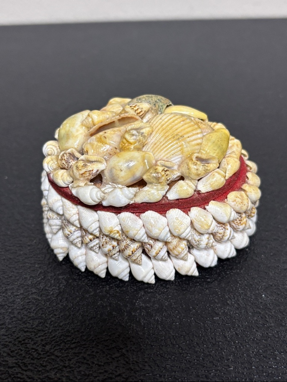 VTG Handcrafted Shell Trinket Box with Natural Yellow White Shells Red Felt